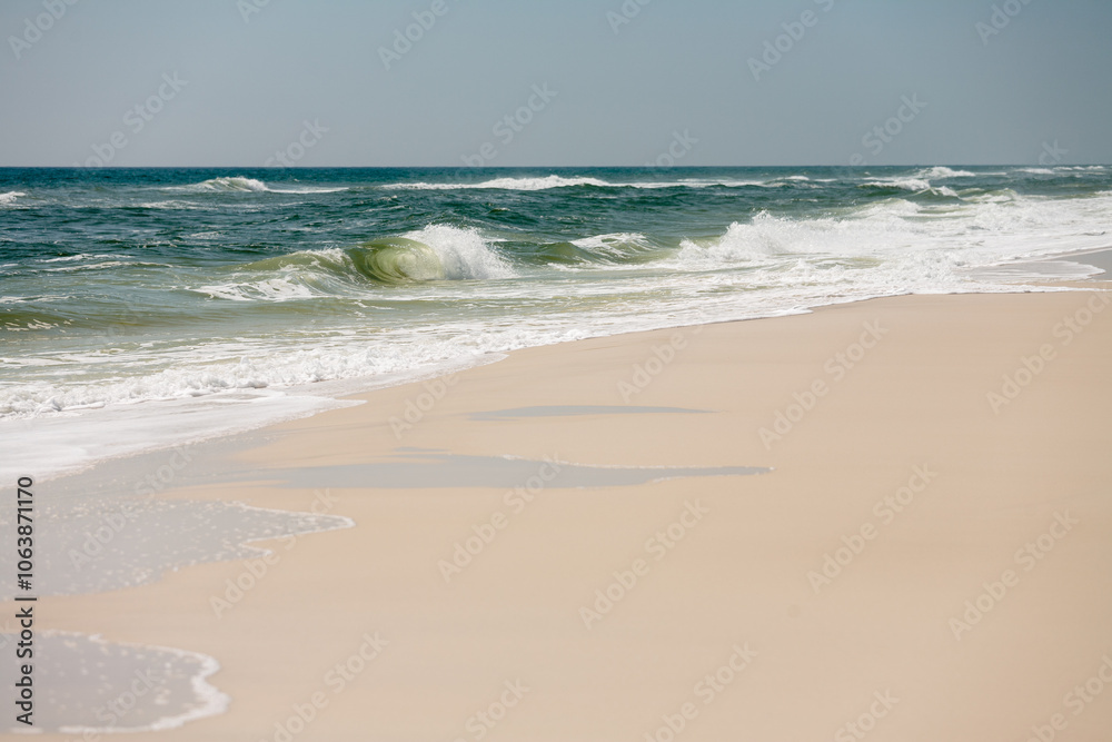Incoming waves of the Gulf of Mexico in northern Florida Incoming waves of the Gulf of Mexico in northern Florida
