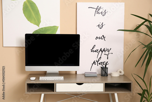Blank computer monitor on d...