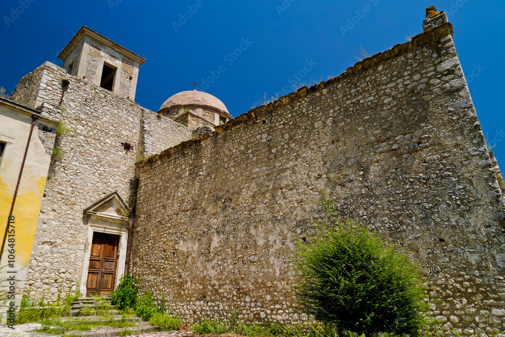 San Pietro Infine, borgo fantasma e Parco della Memoria Storica, Molise Italia San Pietro Infine, borgo fantasma e Parco della Memoria Storica, Molise Italia