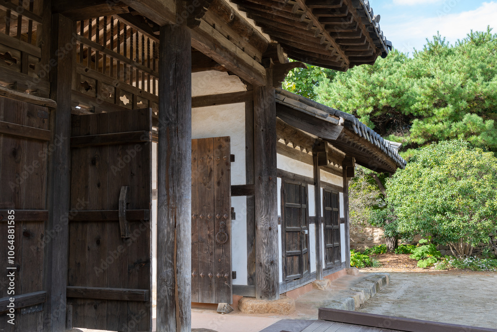 Korean Traditional House Scenery in Autumn Korean Traditional House Scenery in Autumn