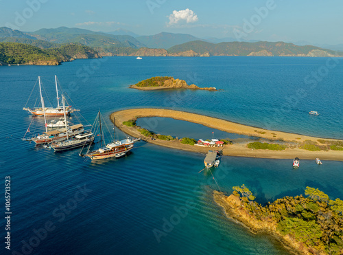 Obraz na płótnie Turkish Maldives Yassıca Islands Drone Photo, Göcek Fethiye, Muğla Türkiye (Türkiye) w salonie