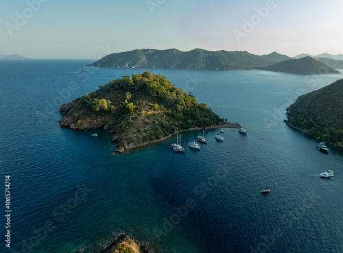 Obraz na płótnie Turkish Maldives Yassıca Islands Drone Photo, Göcek Fethiye, Muğla Türkiye (Türkiye) w salonie