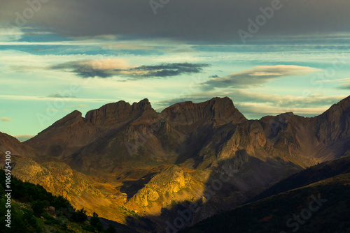 Spectacular views of the Aguas Tuertas Valley