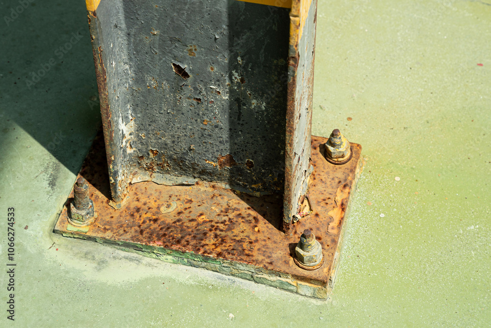 Steel structural columns covered in rust