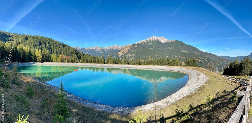 Fototapeta premium Stausee auf dem Grubigstein, Lermoos/ Österreich