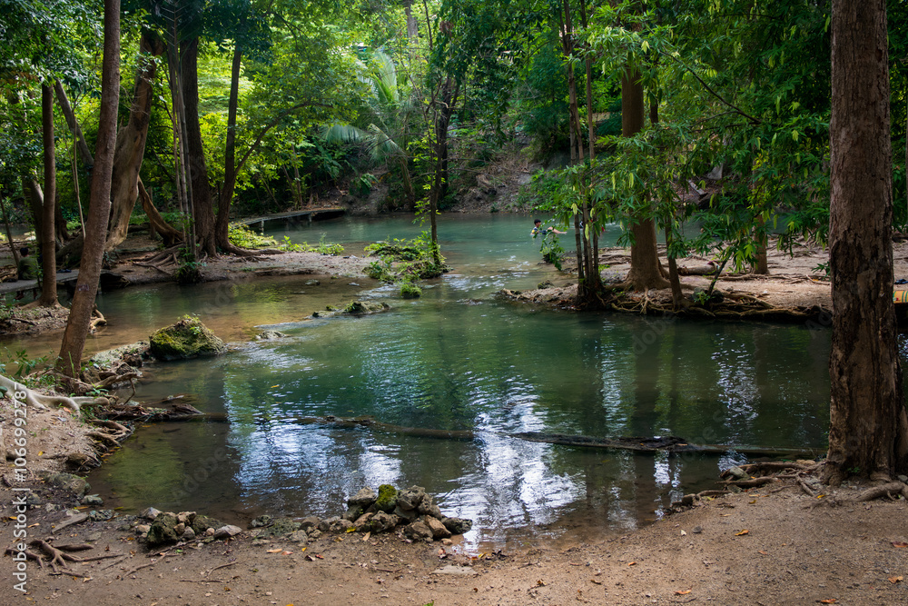 Naklejka premium น้ำตกวังก้านเหลือง,สวนรุกขชาติวังก้านเหลือง,น้ำตกวังก้านเหลือง ลพบุรี,เดินป่าศึกษาธรรมชาติ 