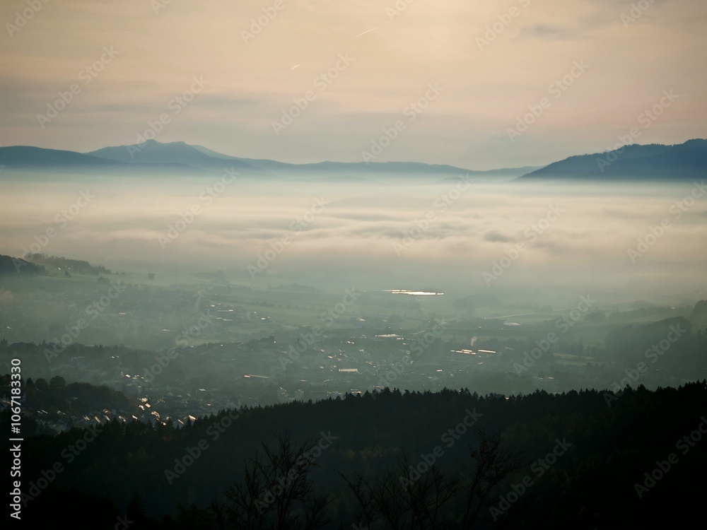 Obraz premium sunrise over the mountains