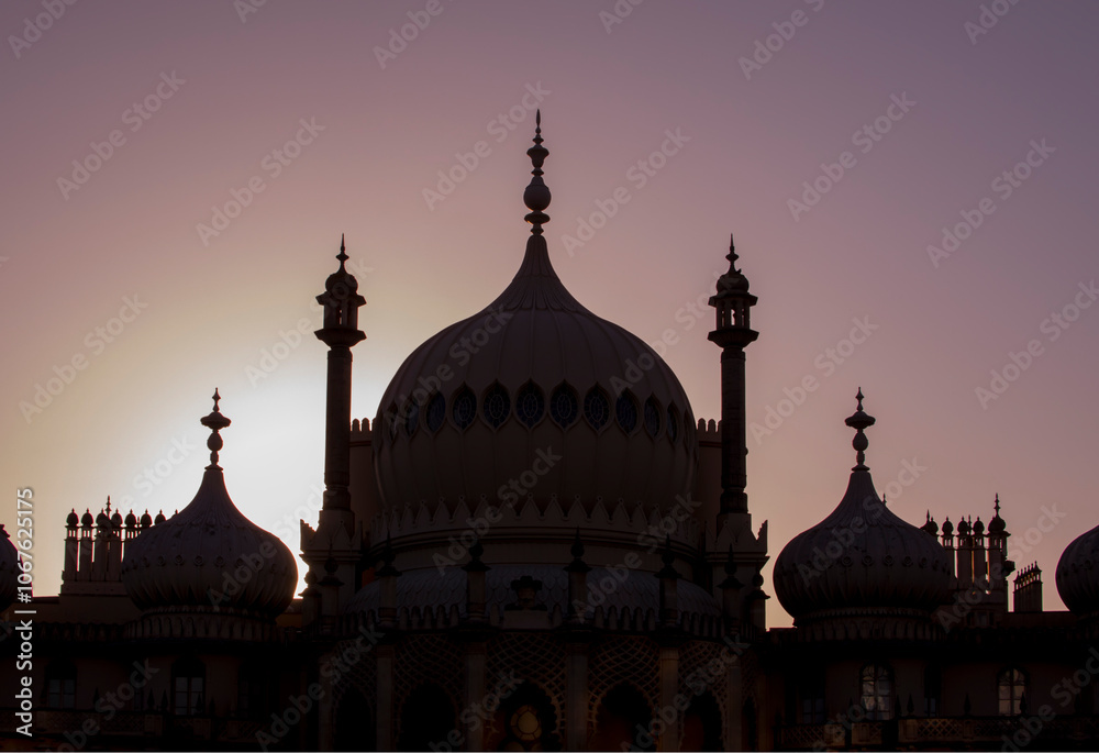 UK, England, Sussex, Brighton, Royal Pavilion dusk