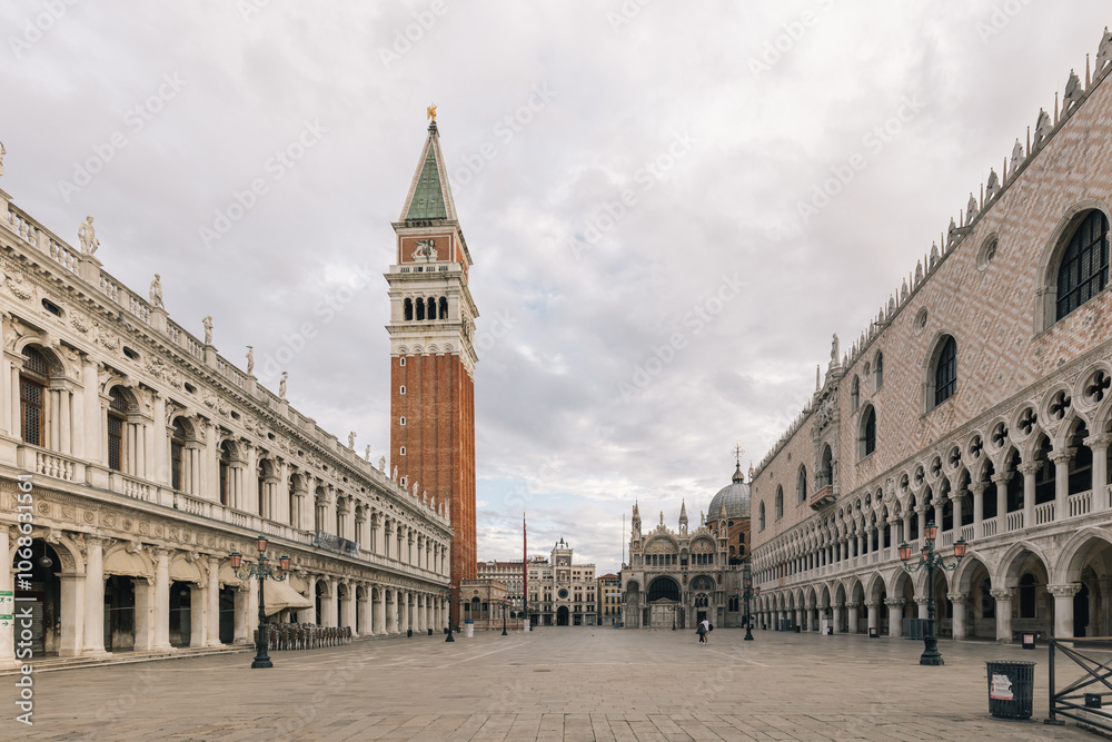 Naklejka premium Venice world heritage site, St. Mark's Square