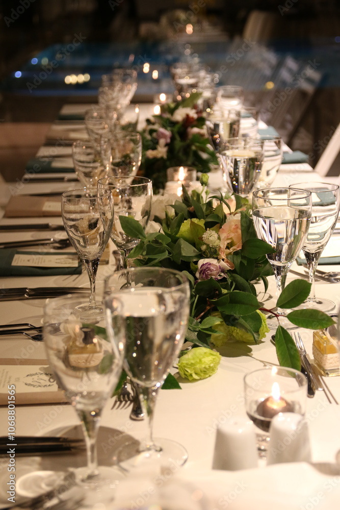 Upscale Dining Experience: Beautiful Long Table Arrangements for a Gala Dinner