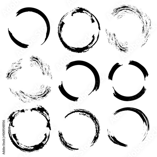 Brush stroke circles. Textured round symbols. Grunge circular frames. Vector illustration.