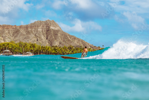 Surfing Vibes in Waikiki