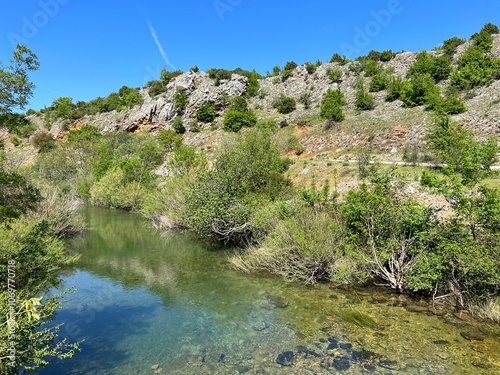 Dabarnica Stream, right tributary of the Zrmanja River (Velebit Nature Park, Croatia) - Potok Dabarnica, desna pritoka rijeke Zrmanje (Park prirode Velebit, Hrvatska) photo