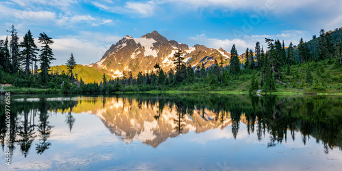 North Cascades National Park Picture Lake View Point Mt Braker Shuksan Seattle Washington State