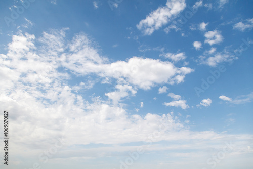 Fototapeta Naklejka Na Ścianę i Meble -  The sky is blue and clear with no clouds
