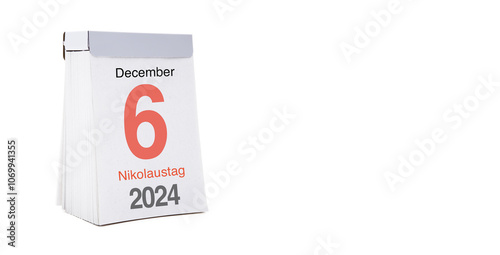 Kalenderblatt Nikolaustag vor weissem Hintergrund