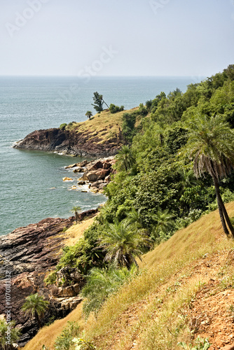 Cliffs and sea: beauty of Gokarna