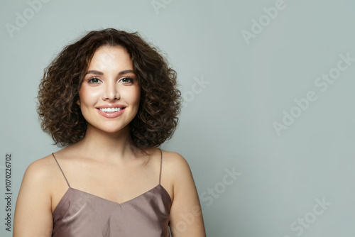 Tableau sur toile Portrait of healthy female model with clean skin, make-up and perfect hairstyle