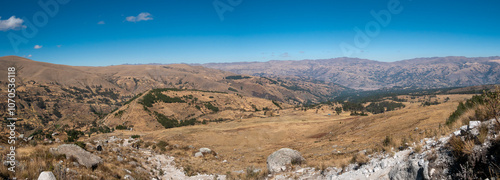 Obraz na płótnie Mountains of the Huascaran National Park, a Natural Area Protected as a Biosphere Reserve in the Peruvian Department of Ancash w salonie