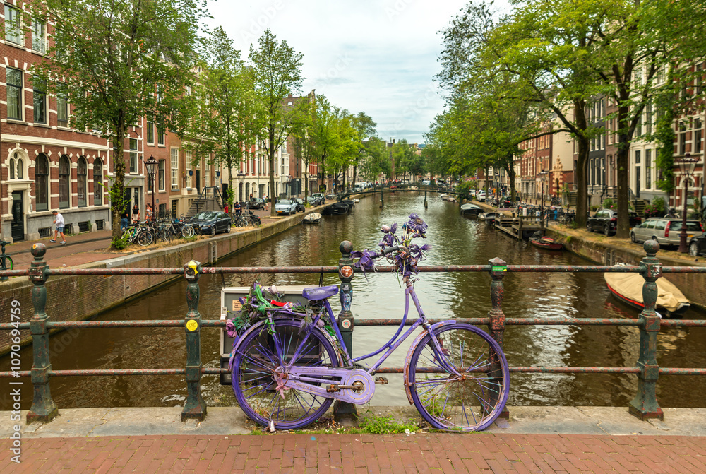 Spending a good time on the Amsterdam canals