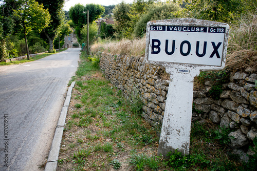 Buoux, le village