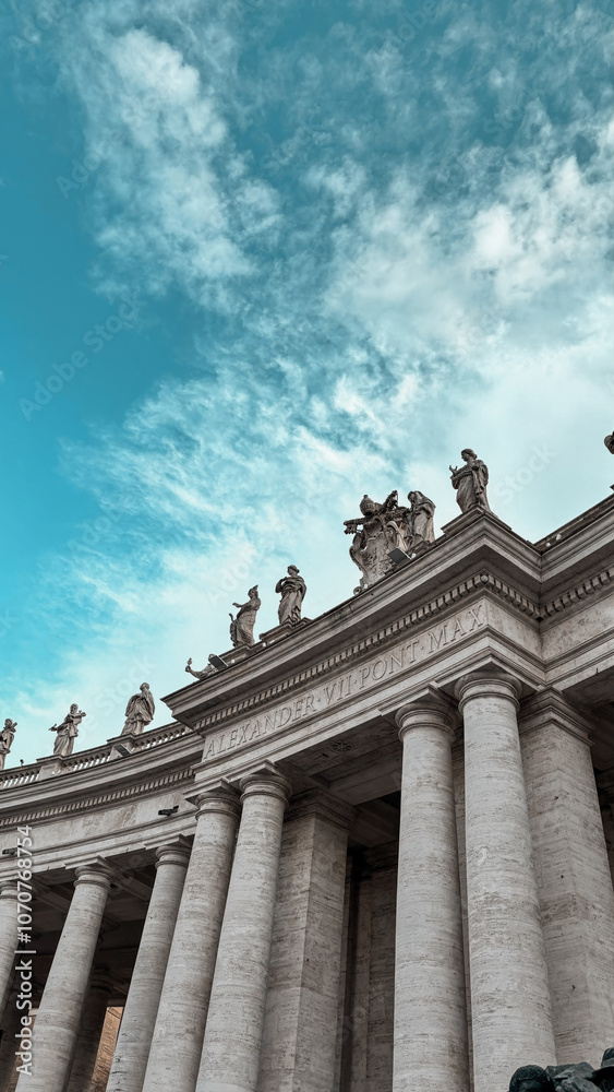 Fototapeta premium Colonnes du Vatican ciel bleu