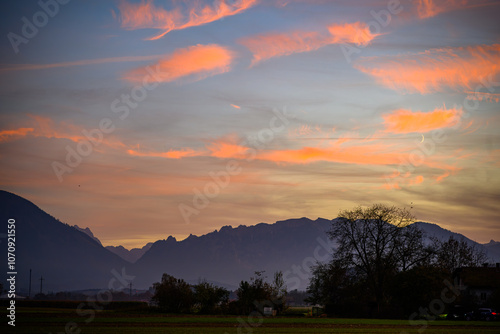 Abendstimmung über dem Rupertiwinkel photo