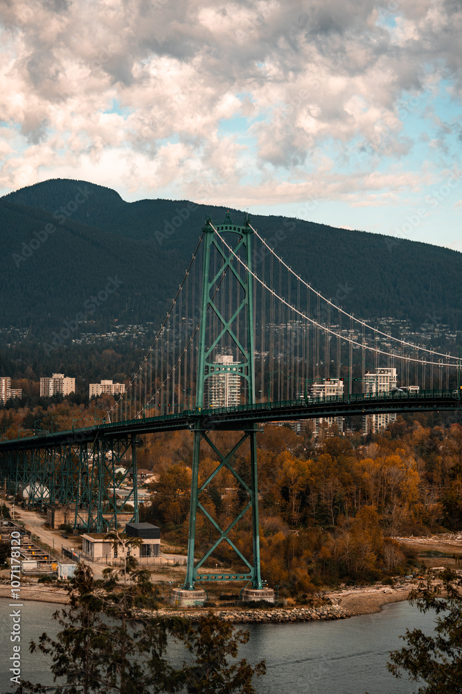 Fototapeta premium Vancouver BC, Canada. Waterfront overlooking Lions Gate Bridge Road