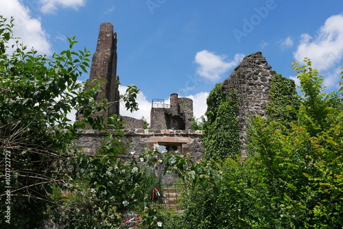 Ruine der Staufenburg in Staufenberg in Hessen