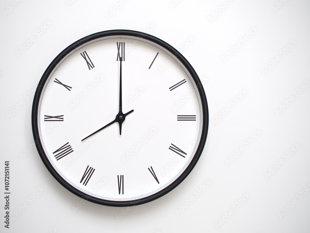 Clock Showing 20.00/08.00 with Roman Numerals – Simple Round Clock for Concepts of Time Management and Scheduling. Clock Showing 20.00/08.00 with Roman Numerals – Simple Round Clock for Concepts of Time Management and Scheduling.