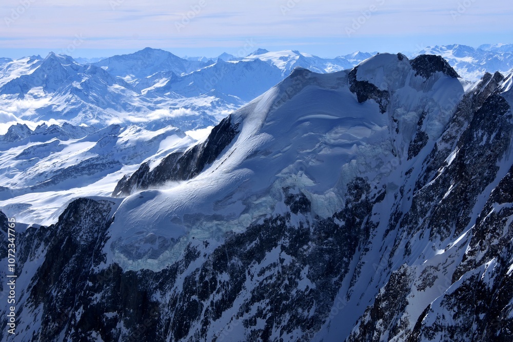 Obraz premium Aiguille des Glaciers, vue d'avion