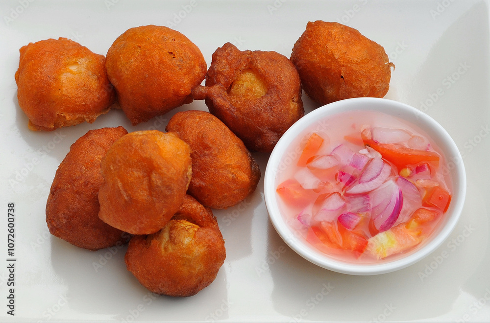 Tokneneng (hard boiled chicken eggs) Tokneneng (hard boiled chicken eggs)