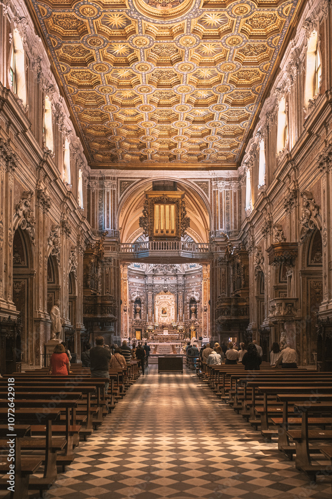 Obraz premium interior of church, chiesa del carmine, napoli, naples, italy