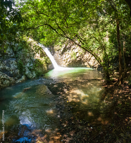 Cascada en las montañas de la Provincia De Los Santos