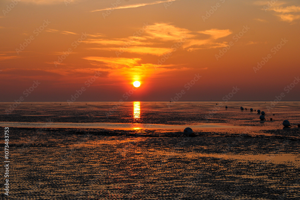 Fototapeta premium Sonnenuntergang am Strand 