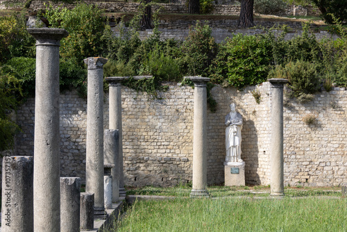 vaison-la-romaine