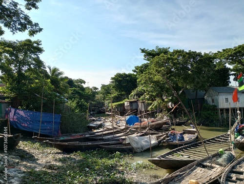 Wallpaper Mural fishing boats on the river18 Torontodigital.ca