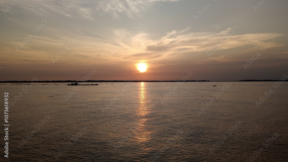 Fototapeta premium sunset over the river9