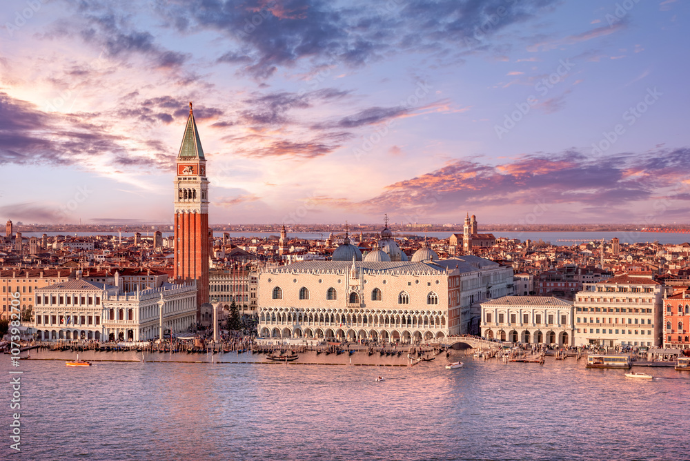 Naklejka premium Aerial view of Venice