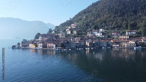 PESCHIERA MARAGLIO - LAGO D'ISEO photo