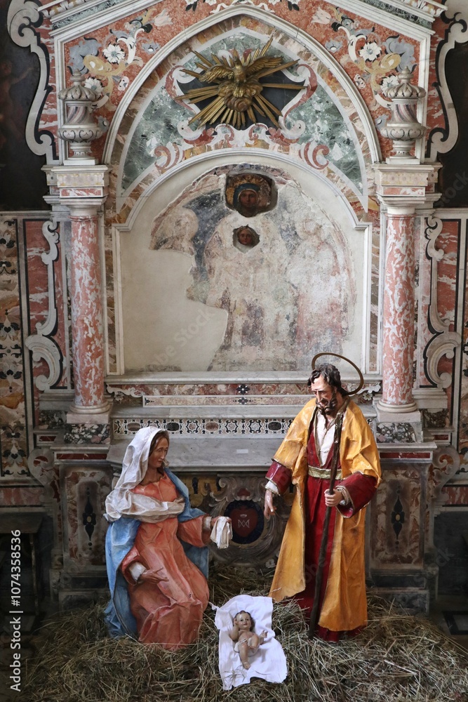 Napoli - Resti di un affresco duecentesco nella Cappella dell'Idra nel Chiostro di San Gregorio Armeno