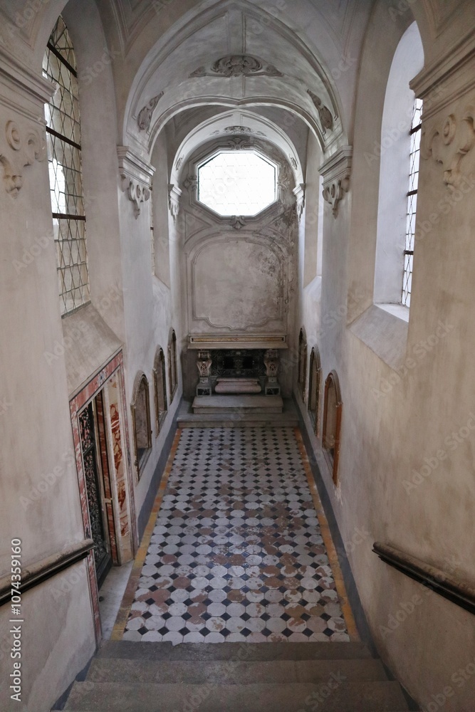 Napoli - Cappella sconosciuta nel Chiostro di San Gregorio Armeno