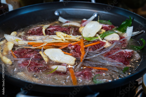 ginseng bulgogi boiling in the pan