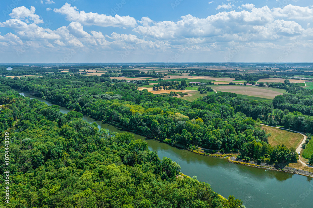 Obraz premium Ausblick auf das schwäbische Donautal bei Faimingen nahe Lauingen