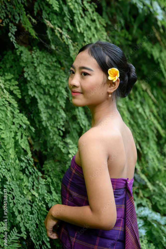 Bare Shoulders and Natural Beauty of a Balinese Woman Bare Shoulders and Natural Beauty of a Balinese Woman