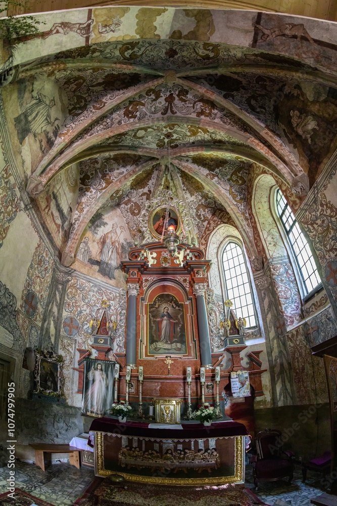 Prezbiterium kościoła w Zbyszycach. Prezbiterium kościoła w Zbyszycach.