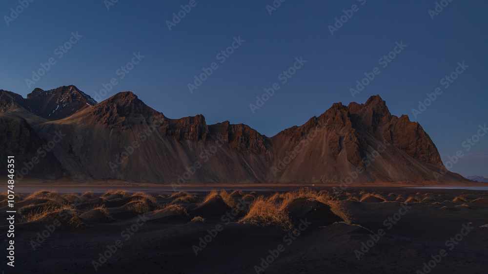 Naklejka premium 夜のストックネス アイスランド 絶景