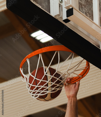 Panier de basket photo