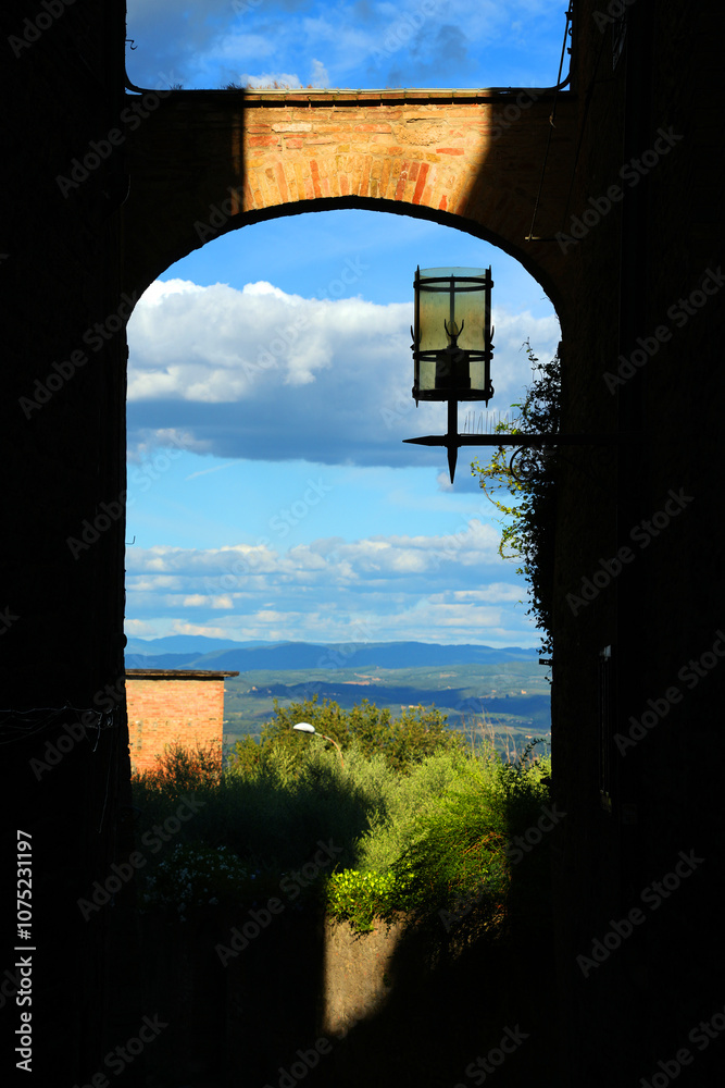 Obraz premium Architectural detail of of San Gimignano medieval town of Toscana, Italy, Europe 