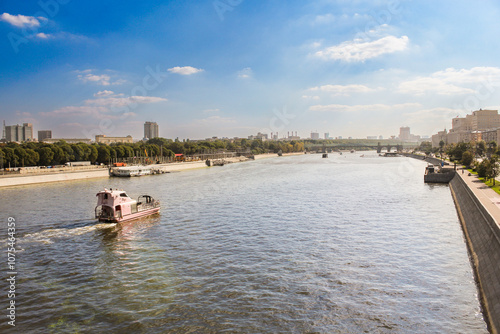 Perspective of the Moscow River.